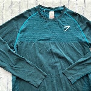 GYMSHARK size XL long sleeve GEO shirt